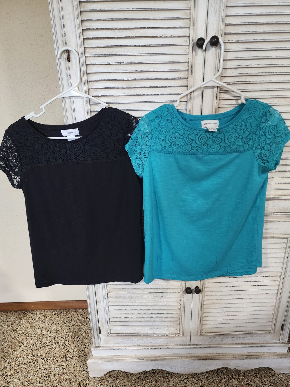 Liz Claiborne Lace-Yoke Short Sleeve Tops - Black & Teal Bundle